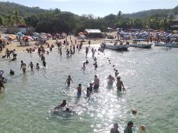 Nadar en playas contaminadas puede traer problemas a tu salud. EL INFORMADOR/ ARCHIVO.