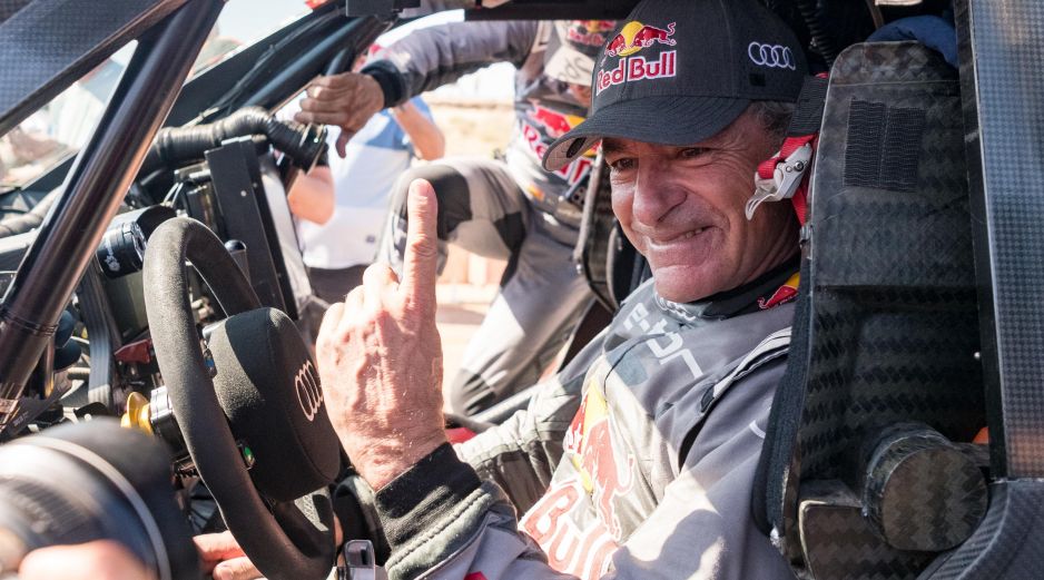 Carlos Sainz dominó en Dakar a partir de que Sebastien Loeb quedara fuera de combate. EFE/A. Wishart
