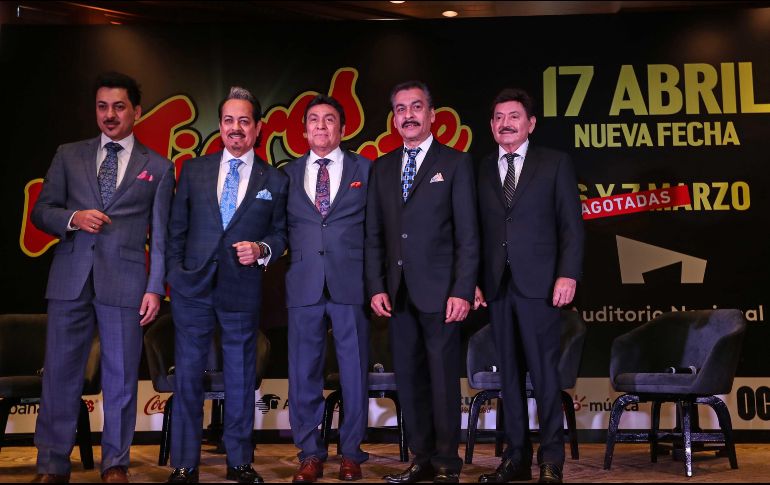 El grupo mexicano fue invitado especial en el partido. SUN/ARCHIVO