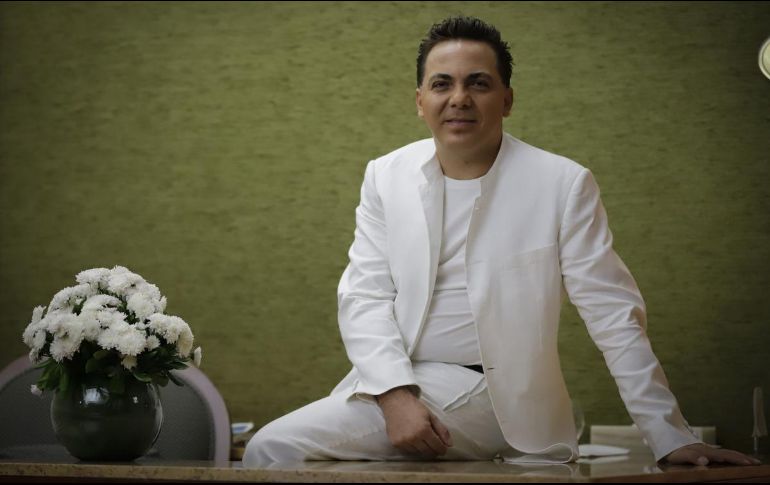 Cristian Castro compartió sus reflexiones sobre la necesidad de afecto familiar y la distancia geográfica que los separa.