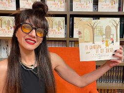 Gina Jaramillo promciona su reciente libro 