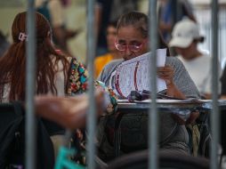 Se hacen entrega de las primeras Tarjetas Mujeres con Bienestar. INF/ARCHIVO