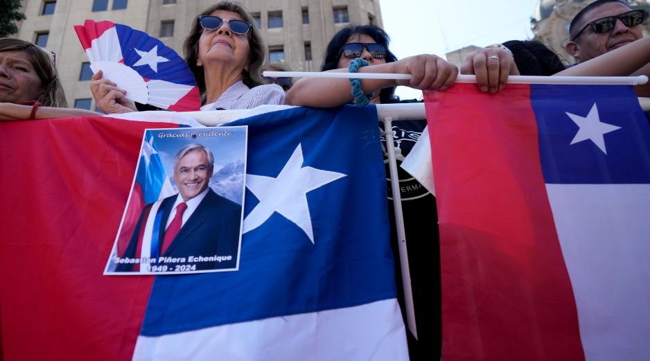 Ahora la aeronave será entregada a la Dirección General de Aeronáutica chilena, quienes se encargarán del embalaje y su traslado vía terrestre hasta la Región Metropolitana, como evidencia de la investigación. AP/ E. Félix.