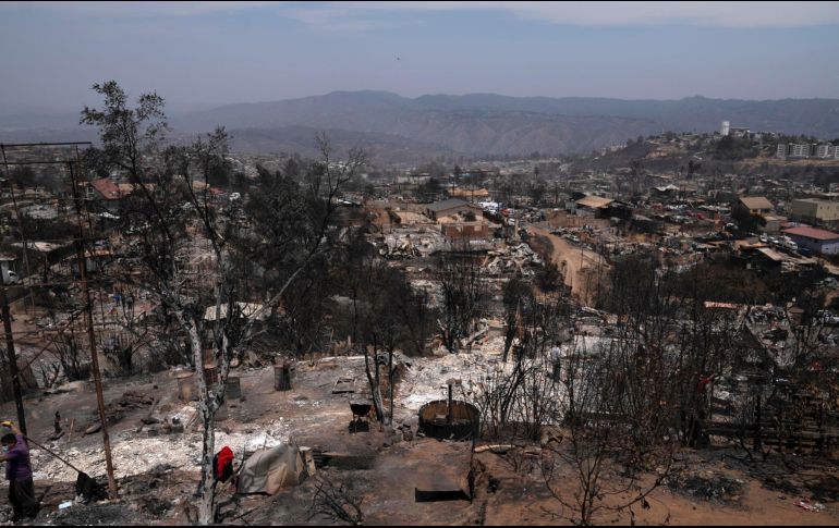 El lunes se va a constituir el Comité de Reconstrucción, encargado de “coordinar los esfuerzos de esta tarea ardua y difícil”, que será encabezado por la ministra de Desarrollo Social, Javiera Toro. EFE / ARCHIVO