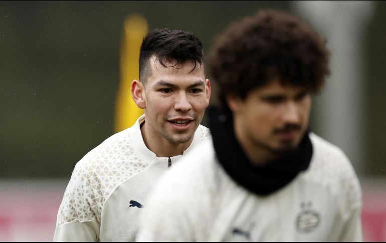 Destaca la participación de Hirving Lozano con el PSV, al ser el único mexicano con vida en la competencia. EFE/ M. VAN STEEN.