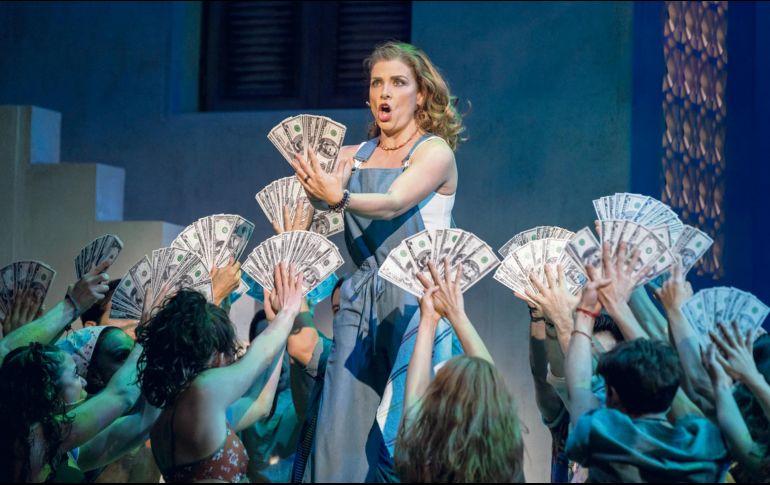 Lisset estará actuando para el público tapatío, que considera parte de su familia por el apoyo a su carrera. ESPECIAL