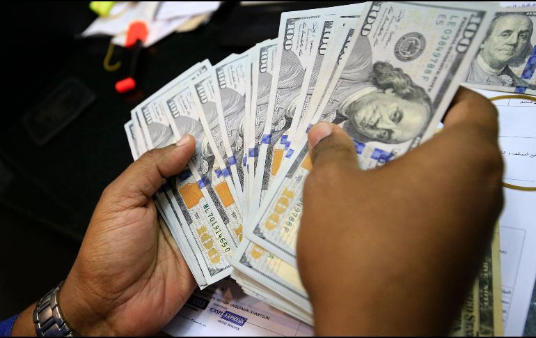 En lo que va del presente año, las reservas acumulan un monto de 4 mil 432 millones de dólares frente al saldo que tenían al final del 2023 con 212 mil 762 millones de dólares. AFP / ARCHIVO