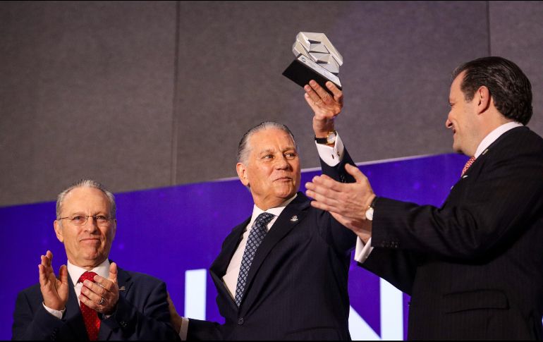 El empresario, de Grupo Motormexa y de la asociación civil “Extra A.C.”, destacó en entrevista para este medio, la importancia de que los empresarios cumplan con su función de responsabilidad social. EL INFORMADOR / H. FIGUEROA