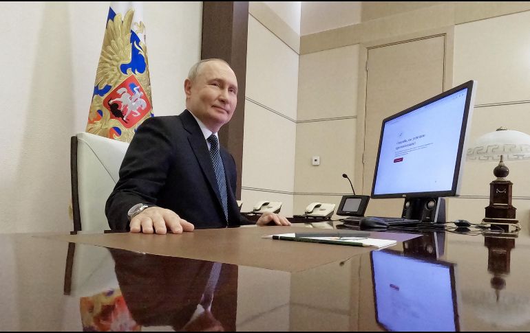 Rusia vota hoy en la segunda jornada de unas elecciones destinadas a formalizar otros seis años de mandato para el presidente, Vladímir Putin. EFE / M. Metzel, Sputnik
