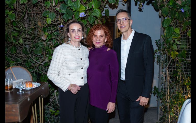 Vero López, Marisol Tafich y Guillermo Ortiz. GENTE BIEN JALISCO/ Servando Gómez