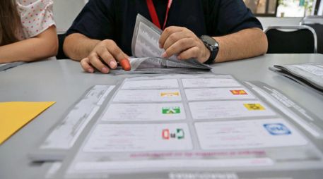 Entregan en tiempo y forma las boletas para que mexicanos puedan votar. ESPECIAL