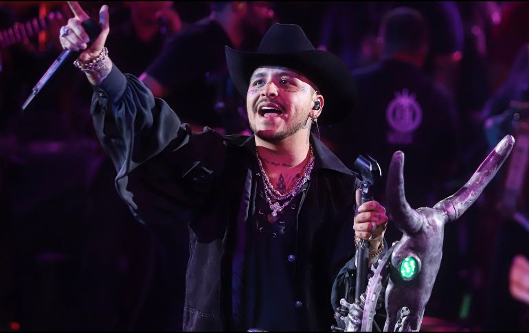 Nodal participará en el concierto por los 30 años de carrera de Bocelli. EL INFORMADOR/ARCHIVO