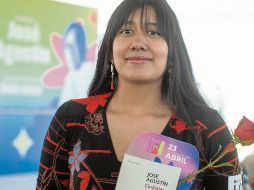 Los lectores que participaron de forma activa en el maratón, recibieron como regalo un ejemplar de “Ciudades desiertas”. CORTESÍA