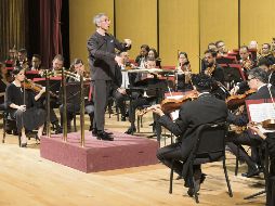 (Al centro) José Luis Castillo, director artístico de la OFJ. ESPECIAL