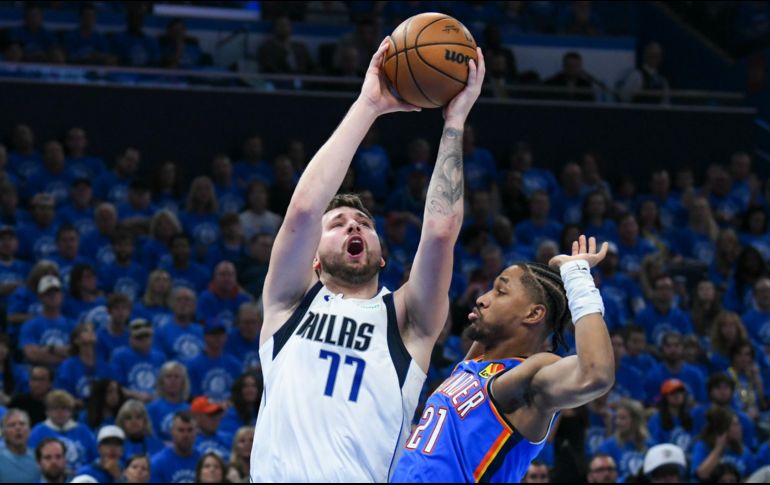 El esloveno Luka Doncic hizo 29 puntos en el juego. AP/K. Phillips