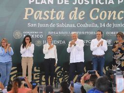 Primer evento de la gira de la virtual presidenta electa, Claudia Sheinbaum, junto con el presidente Andrés Manuel López Obrador en el municipio de San Juan Sabinas, Coahuila. SUN / G. Pano