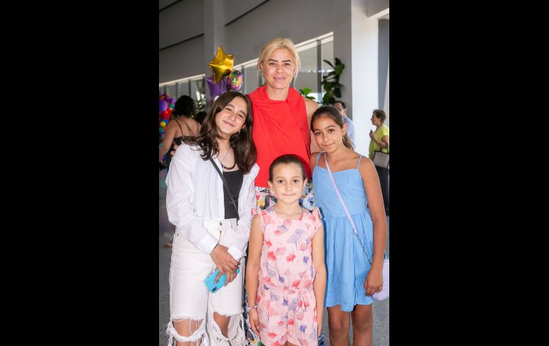 Marianna Casillas, Michelle Pourroy, María José Saldaña y Dominique Saldaña. GENTE BIEN JALISCO/ Jorge Soltero