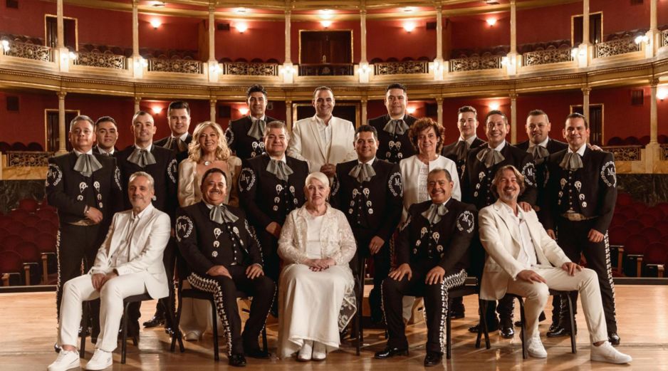“La Bikina” en las voces del Mariachi Vargas de Tecalitlán y Mocedades “será una experiencia sonora inolvidable”. EFE/ Universal Music Latino