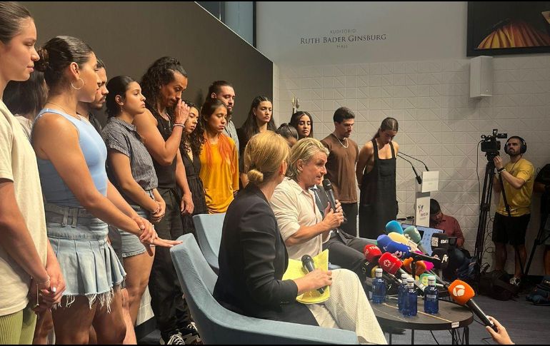 En conferencia y a través de un comunicado, Nacho Cano explicó la situación por la que fue denunciado. ESPECIAL