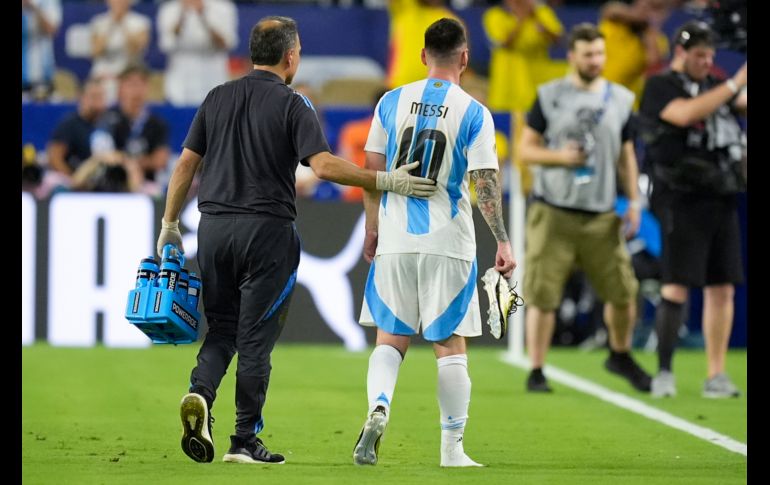 el capitán albiceleste arrojó sus botines y se puso a llorar. AP / R. Blackwell