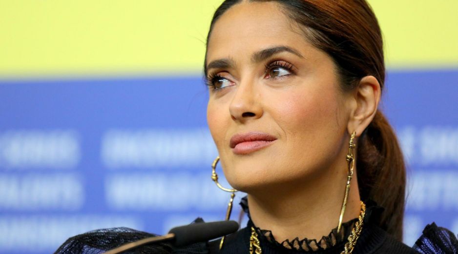 La participación de Salma Hayek en el recorrido de la antorcha deleitó a sus fanáticos. EFE/ ARCHIVO