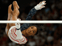 La estadounidense Simone Biles suma así su octava medalla olímpica, la quinta de oro. EFE / J. Muñoz
