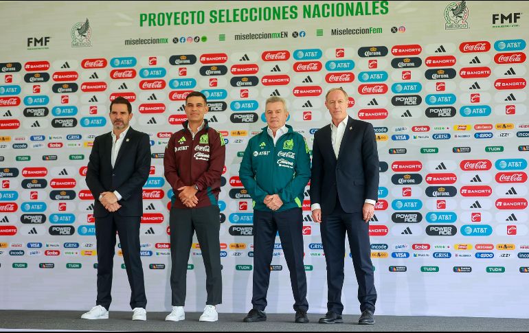 A pesar de ser figuras destacadas en el fútbol nacional, la recepción de su llegada y la elaborada presentación no han sido bien recibidas por todos. IMAGO7