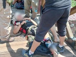 De acuerdo con reportes, el hombre habría intentado escalar uno de los cables tensores del puente para tomar una foto desde esa altura. ESPECIAL/ Protección Civil