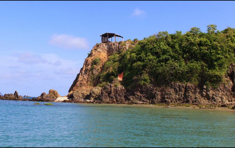 Localizada en la Bahía de Tenacatita, la playa del mismo nombre es descrita como una de las más bellas de la Costa Alegre. EL INFORMADOR / ARCHIVO