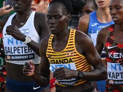 Rebecca Cheptegei, de Uganda, quedó en el lugar 44 en su participación en París 2024. AFP / ARCHIVO