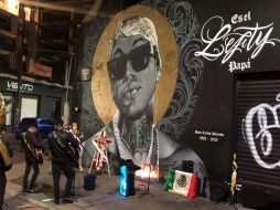 El mural en memoria del rapero fue realizado por el artista urbano Fredy Muñoz. EL INFORMADOR/ H. Navarro