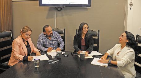 María Elena Farías, Sergio Chávez Dávalos, Laura Imelda Pérez Segura y Ana Vergara Ángel. ESPECIAL