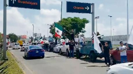 Aunque el cierre fue parcial, el tránsito disminuyó su velocidad a la par de la caravana que salió de Ciudad Judicial. ESPECIAL