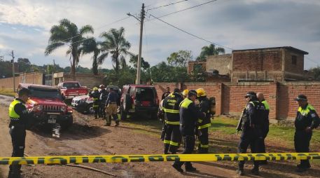 Elementos de la Comisaría de Policía de Tonalá, de la Secretaría de la Defensa Nacional y de la Guardia Nacional se encuentran en el lugar resguardando el sitio.ESPECIAL