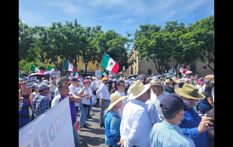 Esta mañana cientos de personas y trabajadores del Poder Judicial de la Federación en Jalisco volvieron a tomar las calles de la Zona Centro de Guadalajara para manifestarse en contra de la reforma al Poder Judicial. EL INFORMADOR / O. González