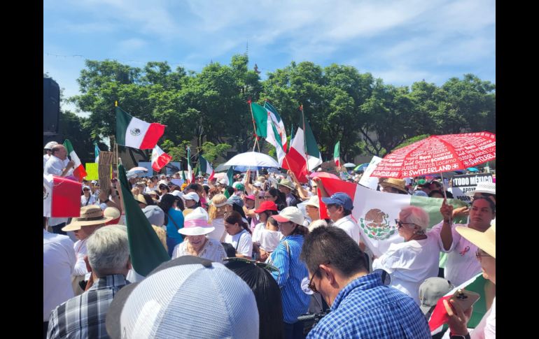 Esta mañana cientos de personas y trabajadores del Poder Judicial de la Federación en Jalisco volvieron a tomar las calles de la Zona Centro de Guadalajara para manifestarse en contra de la reforma al Poder Judicial. EL INFORMADOR / O. González