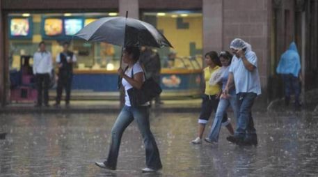 El sistema está provocando lluvias en Colima, Jalisco y Nayarit.