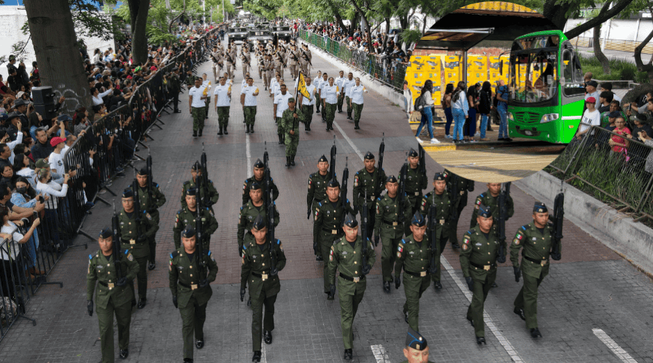 El Desfile Cívico-Militar se realizará sobre avenida Chapultepec. ESPECIAL/ EL INFORMADOR/ A. Navarro.