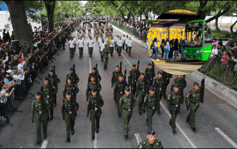 El Desfile Cívico-Militar se realizará sobre avenida Chapultepec. ESPECIAL/ EL INFORMADOR/ A. Navarro.