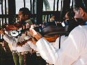 El mariachi ha trascendido el tiempo desde que comenzara a popularizarse en el siglo XIX. ESPECIAL / Foto de Samuel Ramos en Unsplash