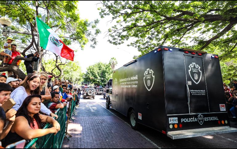 El desfile se llevó a cabo desde la Glorieta de los Niños Héroes o de las personas desaparecidas y hasta avenida México por toda la avenida Chapultepec. EL INFORMADOR / A. Navarro