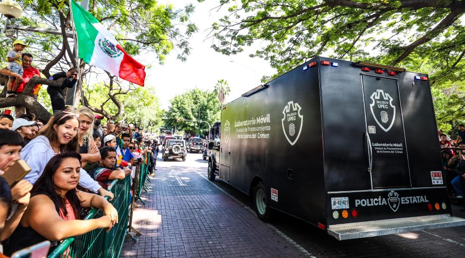 El desfile se llevó a cabo desde la Glorieta de los Niños Héroes o de las personas desaparecidas y hasta avenida México por toda la avenida Chapultepec. EL INFORMADOR / A. Navarro