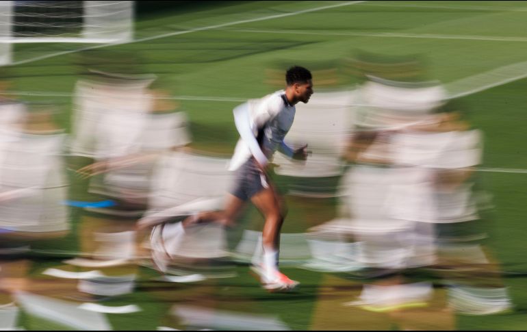 Jude Bellingham está preparado para hacer mancuerna con Kylian Mbappé. EFE/S. Pérez