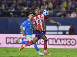 A pesar de la derrota, Cruz Azul sigue en primer lugar de la Liga MX. IMAGO7/O. Puga