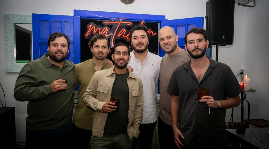 Christian Orozco, Galo Borrego, Alejandro Valenzuela, Sebastián Cisneros, Jorge García y Luisfer Sandoval en la inauguración de MATADOR. GENTE BIEN JALISCO/ Jorge Soltero