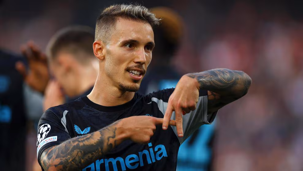 Con goles de Florian Wirtz, Grimaldo y un autogol, el Feyenoord cayó en casa/ Getty Images