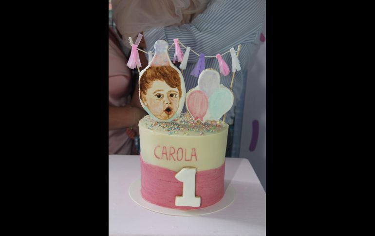 ¡El primer cumpleaños de Carola de la Peña Blum fue un dulce sueño hecho realidad! . GENTE BIEN JALISCO/ E. Escamilla