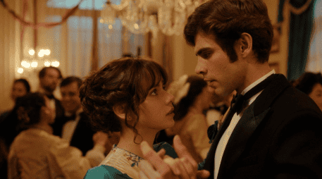 Detrás de las cámaras de “Como agua para chocolate”, se encuentran creadores muy conocidos y apreciados en la industria, como el guionista principal y productor ejecutivo Francisco Javier Royo Fernández. CORTESÍA.