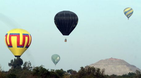 Globos aerostáticos aterrizan en las zonas habitacionales. NTX/ARCHIVO