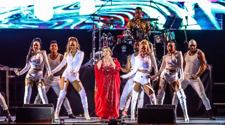 Gran bailazo el que se vivió este jueves por la noche en las Fiestas de Octubre con la presentación de Margarita, La Diosa de la Cumbia en el escenario del Auditorio Benito Juárez donde la colombiana más mexicana interpretó todos sus éxitos. EL INFORMADOR / A. Navarro